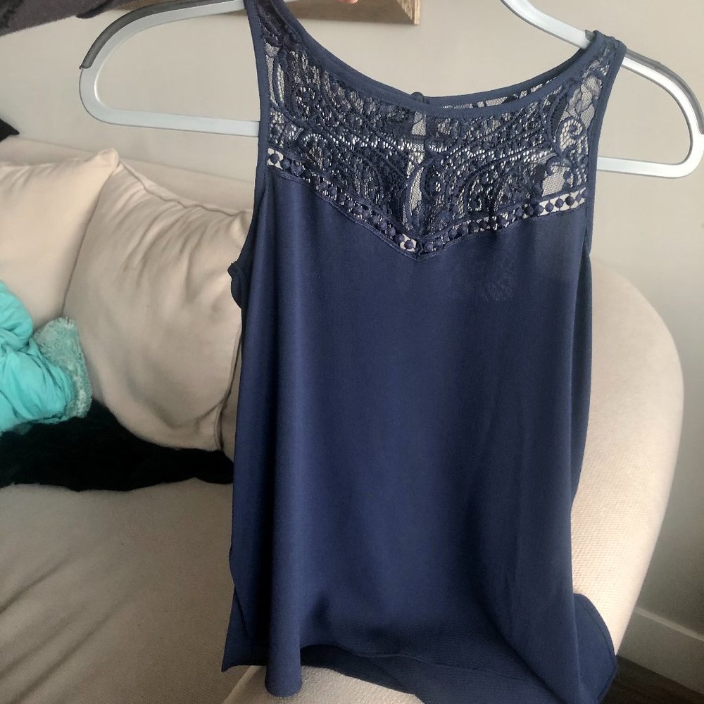 NWOT Navy, lace detail high-neck sleeveless top